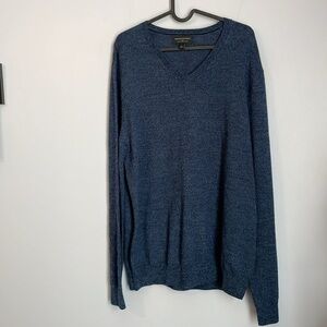 Banana Republic 100% Merino Wool Blue Heathered V-neckline Sweater size L